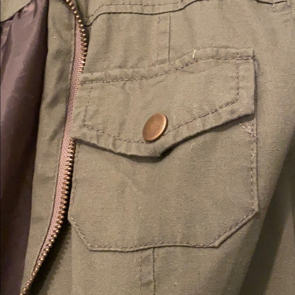Jacket - Picture 4 of 4